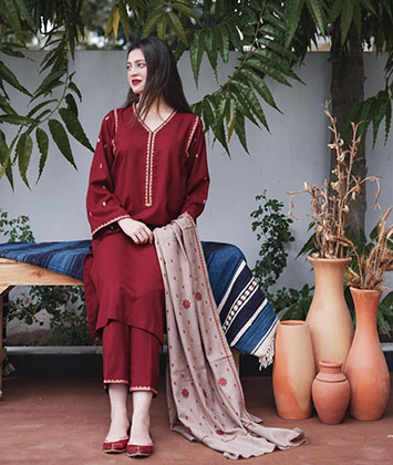 LS122-AISLING 3-PCS MAROON SUIT WITH DHANAK FABRIC